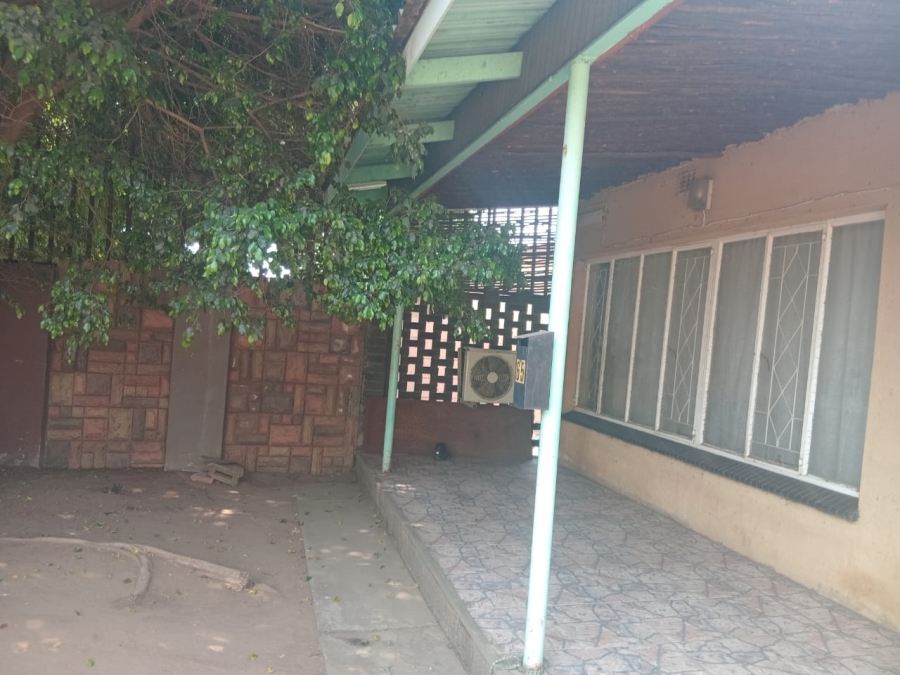 3 Bedroom Property for Sale in Oos Einde North West